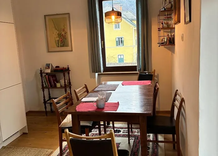 Rosi Mit Balkon In Seenaehe