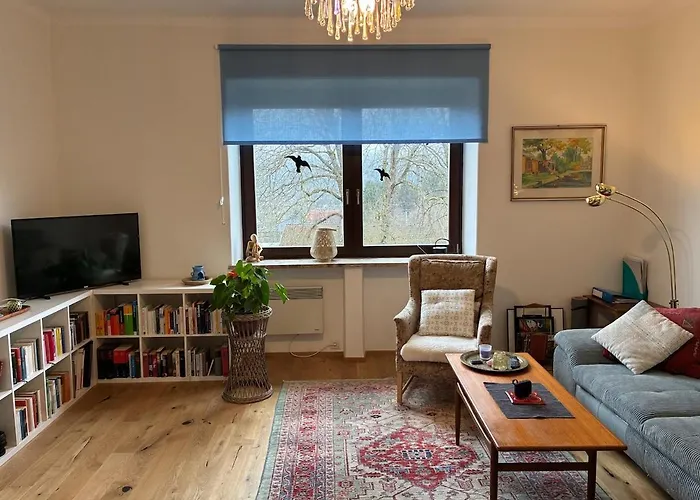 Rosi Mit Balkon In Seenaehe Lägenhet *