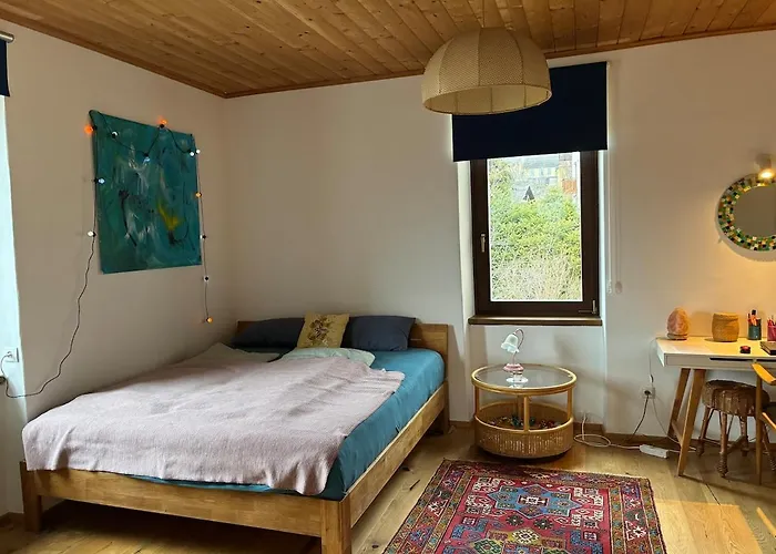 Rosi Mit Balkon In Seenaehe *