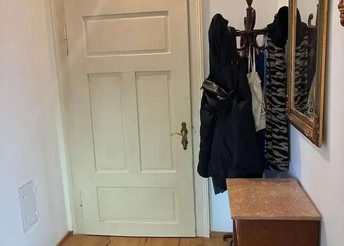 Rosi Mit Balkon In Seenaehe *