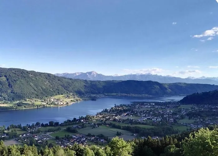 Rosi Mit Balkon In Seenaehe